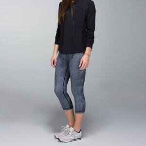 Lululemon Wunder Under Crop Burlap Texture Black Dune Size 6 Style Number: W6C41